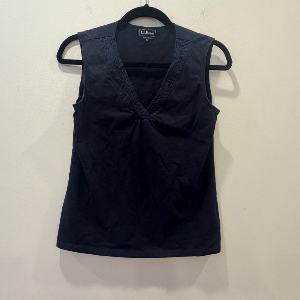 ✅ L.L. Bean small Dark Blue V-Neck Tank Top cotton summer shirt casual coastal